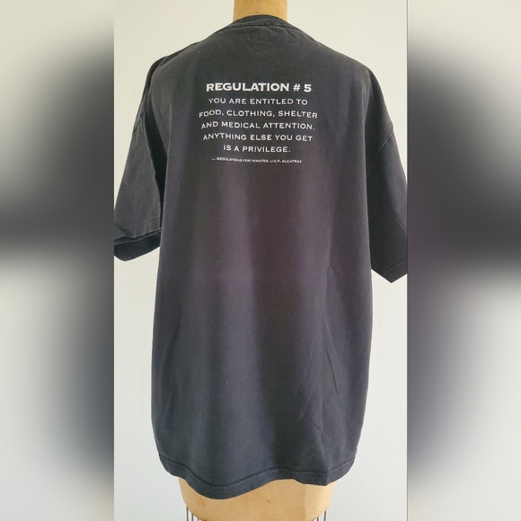 Hanes Authentic " Alcatraz" Men's T-Shrt, size L, black with print - Picture 4 of 8